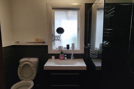 Photo of property in 44 Monarch Avenue, Hillcrest, Auckland, 0627