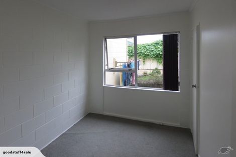 Photo of property in 6/38 Edmonton Road, Henderson, Auckland, 0612