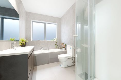 Photo of property in 41 Sunshine Boulevard, Sunnyvale, Auckland, 0612