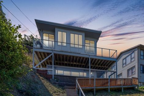 Photo of property in 165 Townsend Road, Miramar, Wellington, 6022