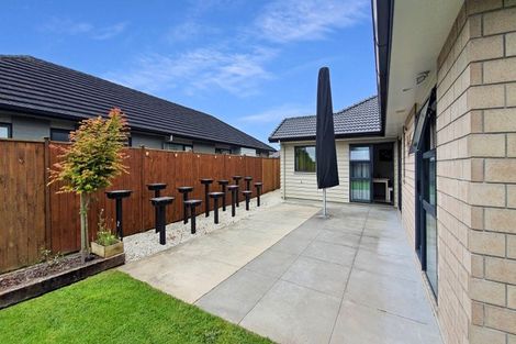 Photo of property in 13 Kirkaldy Street, Wattle Downs, Auckland, 2103