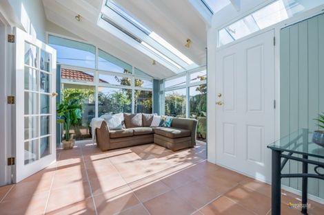 Photo of property in 150 Knights Road, Hutt Central, Lower Hutt, 5010