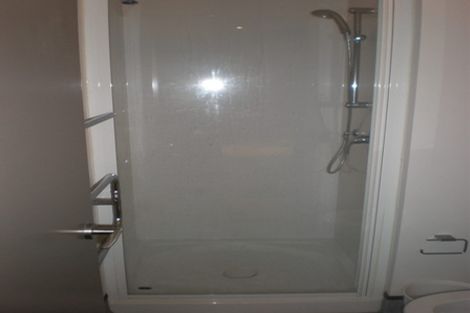 Photo of property in Dual Apartments, 108/142 Vivian Street, Te Aro, Wellington, 6011