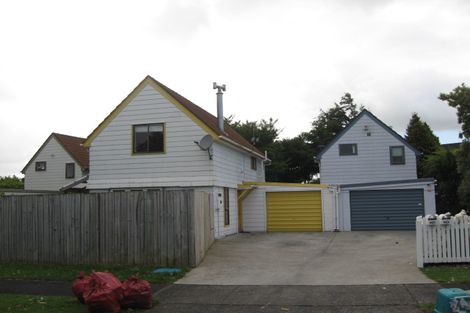 Photo of property in 1/31 Challen Close, Conifer Grove, Takanini, 2112