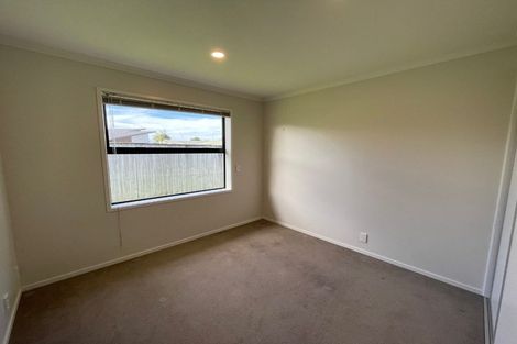 Photo of property in 63 Pyle Road West, One Tree Point, 0118