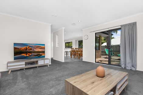 Photo of property in 4 Rays Way, Tuakau, 2121