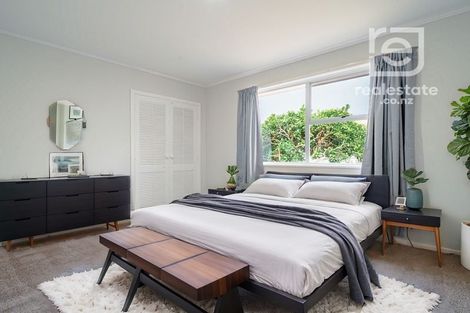 Photo of property in 15 Burndale Terrace, Manurewa, Auckland, 2102