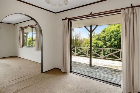 Photo of property in 21 Squirrel Lane, Browns Bay, Auckland, 0630