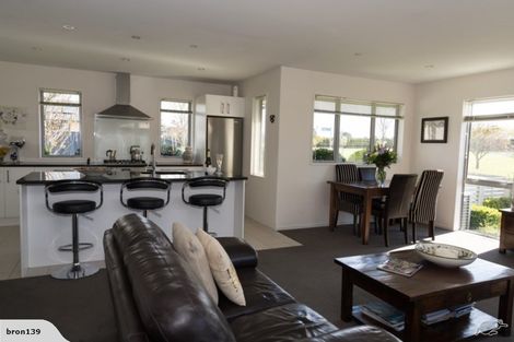 Photo of property in 1 Vesper Lane, Yaldhurst, Christchurch, 8042