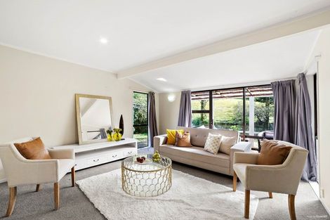 Photo of property in 3 Noeleen Street, Glenfield, Auckland, 0629