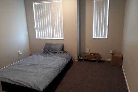 Photo of property in 22 Saddleback Crescent, Papakura, 2110