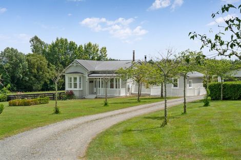 Photo of property in 63 Riversdale Road, Waihakeke, Carterton, 5792