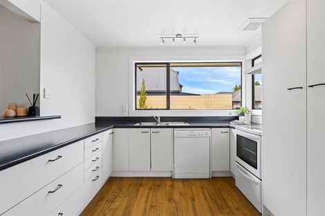 Photo of property in 8 Westburn Terrace, Burnside, Christchurch, 8041