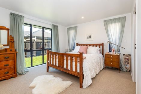 Photo of property in 9 Angus Place, Rangiora, 7400