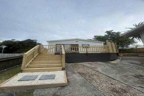 Photo of property in 23 Patts Avenue, Glendene, Auckland, 0602