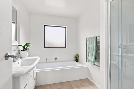 Photo of property in 5 Bellfield Place, Bethlehem, Tauranga, 3110