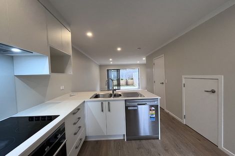 Photo of property in 11/125b Metcalfe Road, Ranui, Auckland, 0612