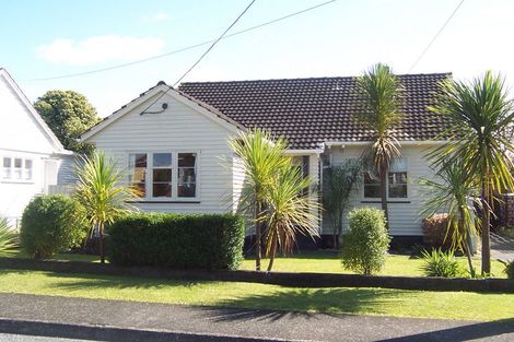 Photo of property in 12 Churchill Drive, Wilton, Wellington, 6035