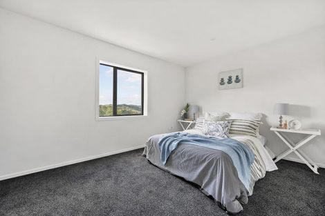 Photo of property in 28 Cathie Place, Karori, Wellington, 6012