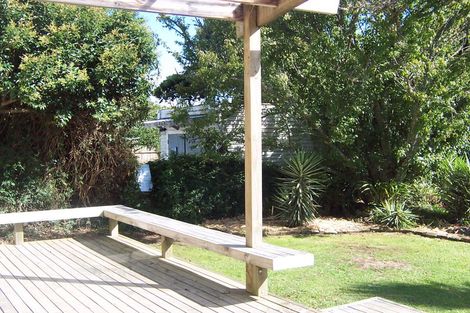 Photo of property in 12 Churchill Drive, Wilton, Wellington, 6035