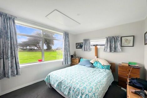 Photo of property in 120 Cummerfield Road, Foxton, 4891
