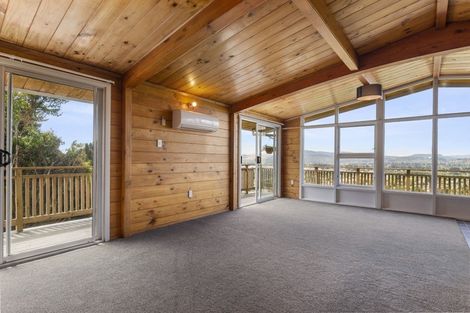 Photo of property in 25 Russell Crescent, Western Heights, Rotorua, 3015