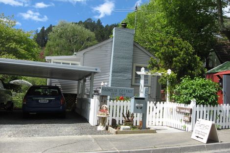 Photo of property in 8 Newgate Street, Picton, 7220