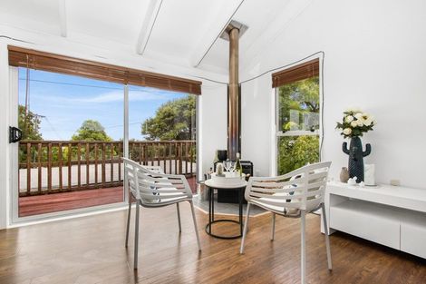 Photo of property in 118 Glengarry Road, Glen Eden, Auckland, 0602