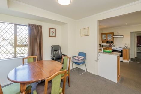 Photo of property in 5 Horopito Road, Waikanae, 5036