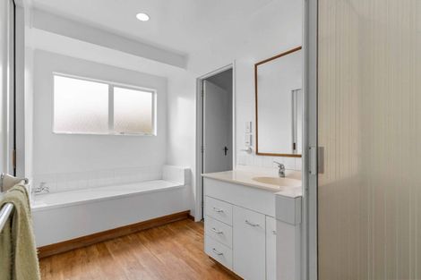 Photo of property in 55 Palomino Drive, Henderson, Auckland, 0612