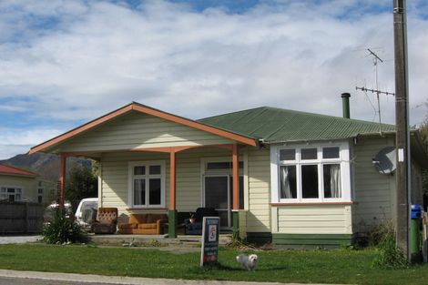 Photo of property in 26 Motupipi Street, Takaka, 7110