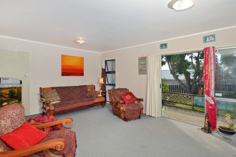 Photo of property in 54 Nottingham Street, Karori, Wellington, 6012