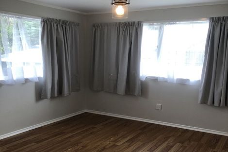 Photo of property in 24 Sequoia Place, Sunnynook, Auckland, 0620