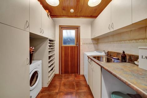 Photo of property in 15 Dives Avenue, Hawera, 4610