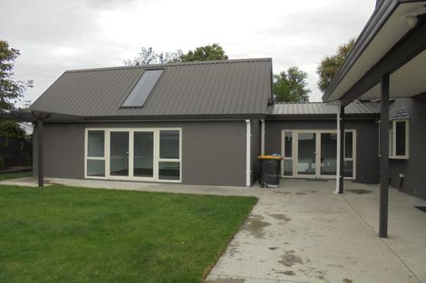 Photo of property in 39 Beauford Place, Parklands, Christchurch, 8083