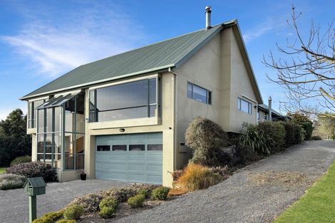 Photo of property in 12 Grove Avenue, Weston, Oamaru, 9401