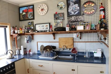 Photo of property in 38 Surrey Street, Orepuki, Riverton, 9881