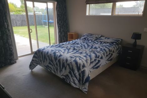 Photo of property in 27 Bridge Street, Southbridge, 7602