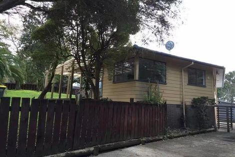 Photo of property in 96 Reynella Drive, Massey, Auckland, 0614