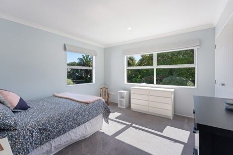 Photo of property in 19 Hurunui Street, Waikanae, 5036