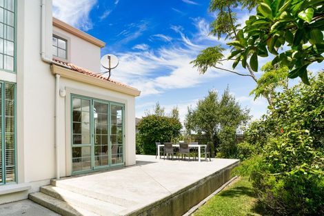 Photo of property in 21 Te Hoe Grove, Pinehill, Auckland, 0632