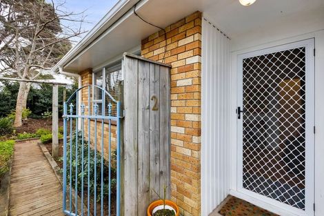 Photo of property in 2/6 Hood Place, Spotswood, New Plymouth, 4310