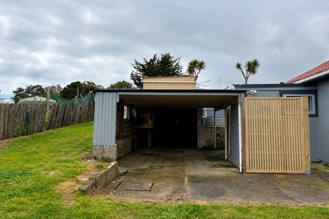 Photo of property in 3 Ewing Street, Hokio Beach, Levin, 5571