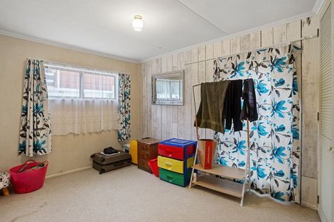 Photo of property in 146 Moana Anu Anu Avenue, Whangamata, 3620