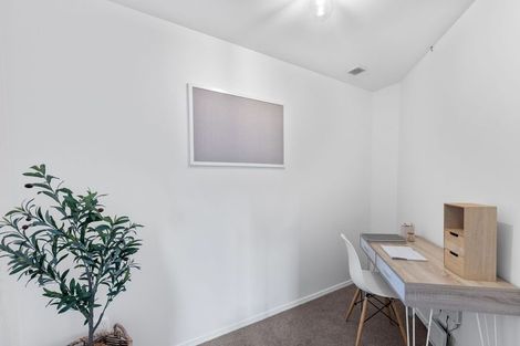 Photo of property in 198 Keyes Road, New Brighton, Christchurch, 8083