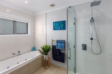 Photo of property in 36 John Burke Drive, Aotea, Porirua, 5024