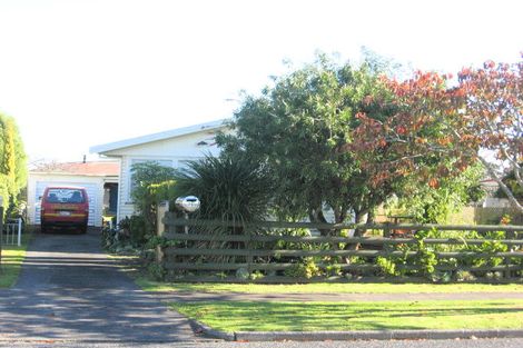 Photo of property in 79 Friedlanders Road, Manurewa, Auckland, 2102