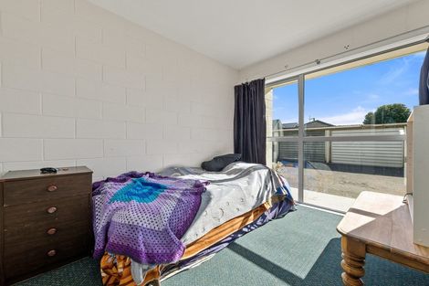 Photo of property in 3/112a Olliviers Road, Phillipstown, Christchurch, 8011