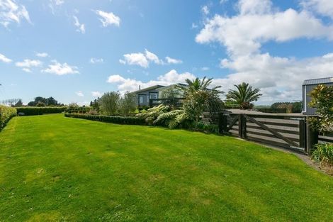 Photo of property in 281 Upland Road, Tarurutangi, New Plymouth, 4372