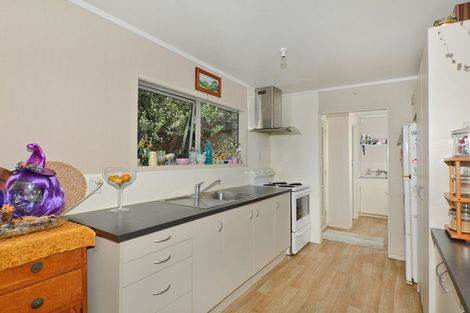 Photo of property in 54 Nottingham Street, Karori, Wellington, 6012